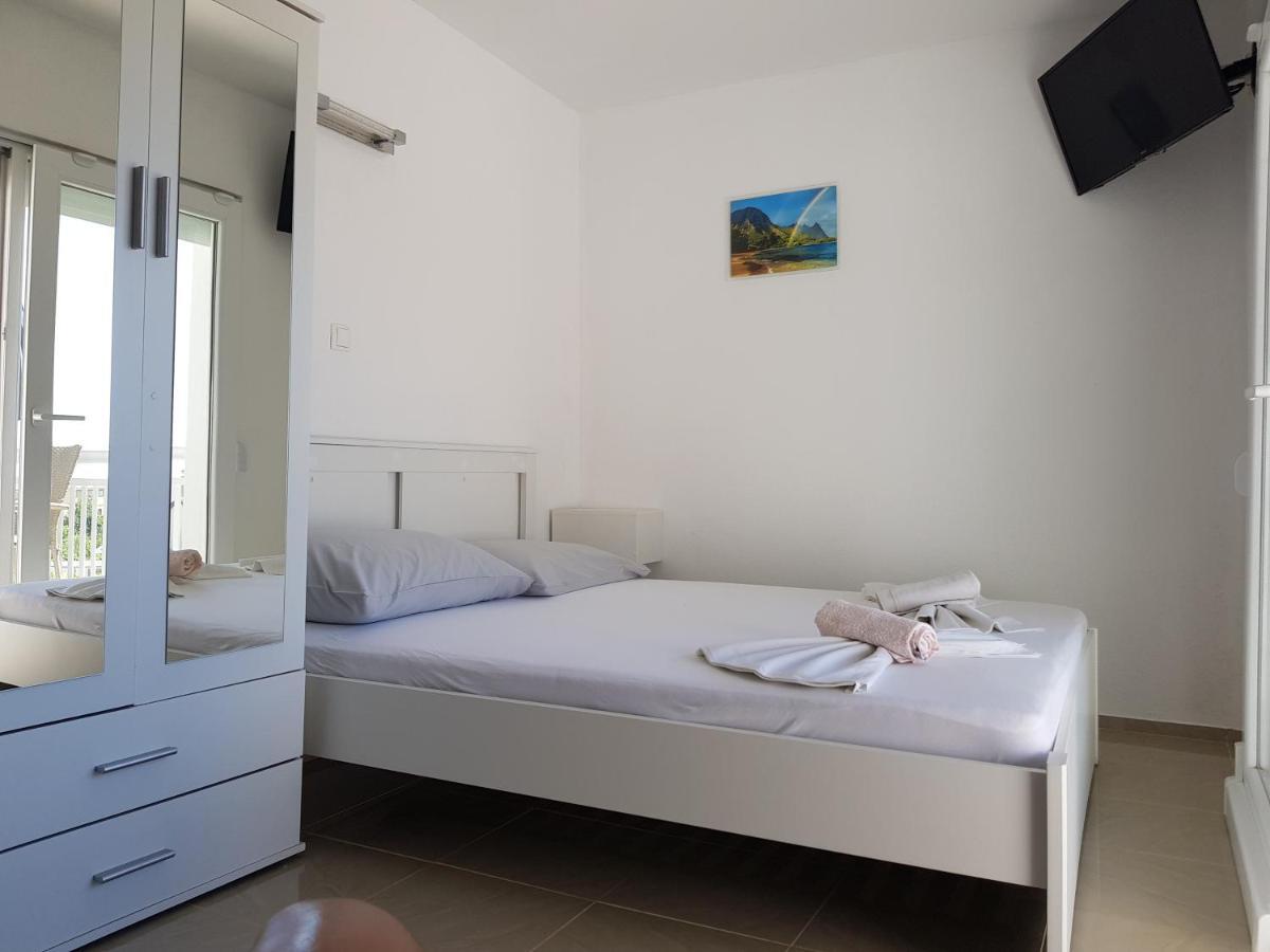 Apartmani Baresic Podgora Exterior foto